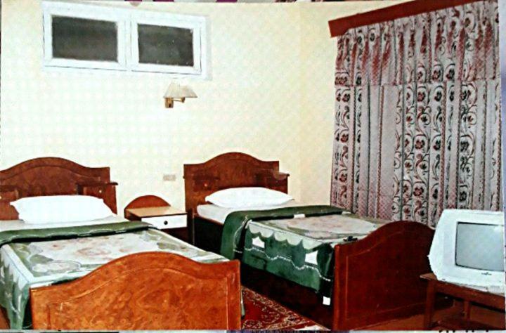 Hotel Mount Heaven Pokhara Bagian luar foto