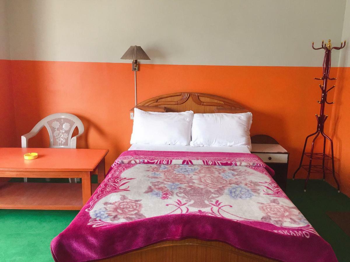 Hotel Mount Heaven Pokhara Bagian luar foto