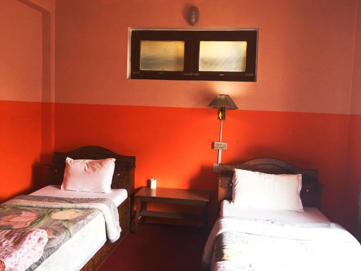 Hotel Mount Heaven Pokhara Bagian luar foto