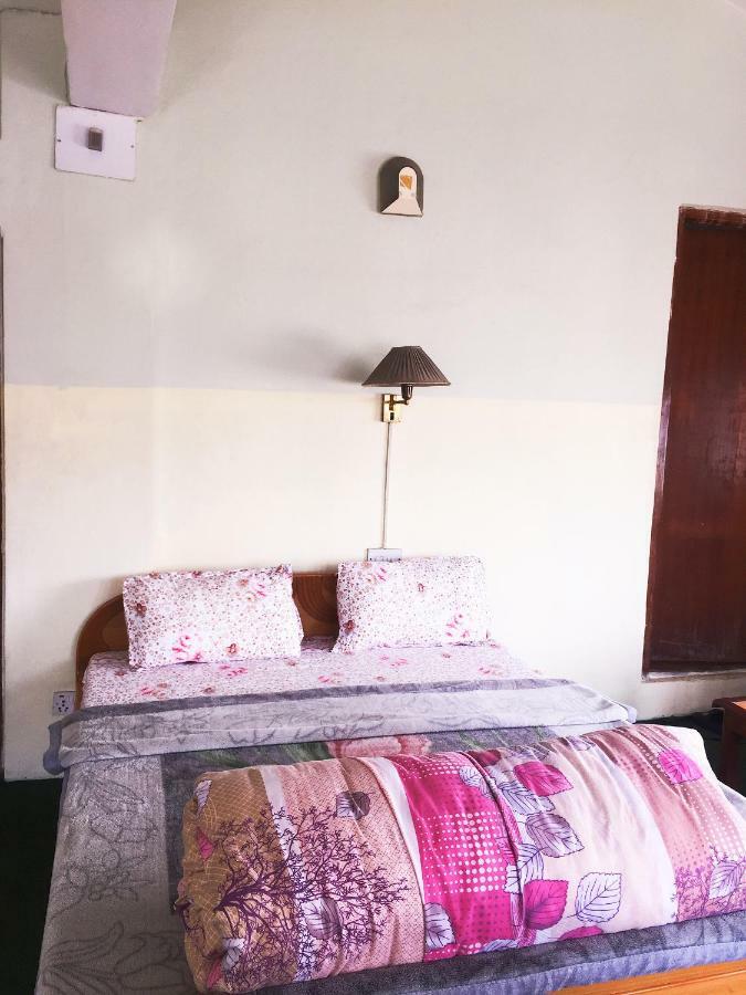 Hotel Mount Heaven Pokhara Bagian luar foto